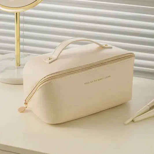 【Hot sales】Makeup Bag Portable Large Capacity Beauty and Skincare Storage Bag High Appearance Level Waterproof Clutch Bag
